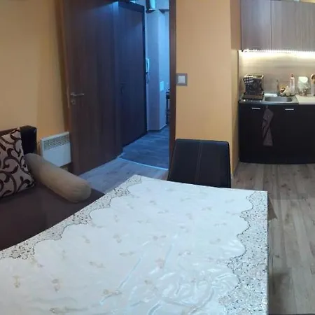 Апартаменты Edelvais *